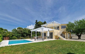 Großes Ferienhaus Zur Alleinigen Nutzung Mit Pool